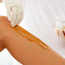 Three reasons why you should visit Revitalize Clinic for sugaring hair removal