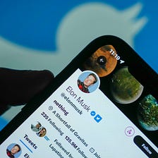 Twitter Inexplicably Adds Verification Back to Some Accounts, Including Dead Celebrities