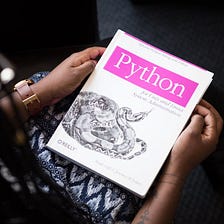 Top 10 reasons why Python programming language is dominating the tech industry