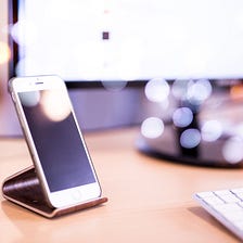 Why iPhones Need A Desktop Experience For Pro Users