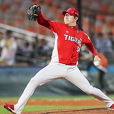 A month into KBO career, Choo Shin-soo finds two KT pitchers particularly  tough