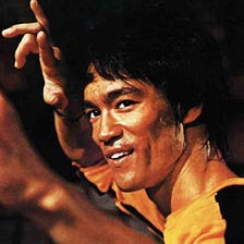 BRUCE LEE’S 8 LIFE LESSONS ON HOW TO LIVE OUR BEST LIFE