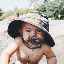 The Baby Guide: Tips For Fun in the Sun
