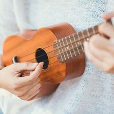 Current Famous Musicians Who Play the Ukulele