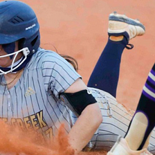 BASEBALL: Barbers Hill completes sweep of Lake Creek