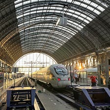 德國法蘭克福入境、機場、機場交通、以及市內交通、跨國火車