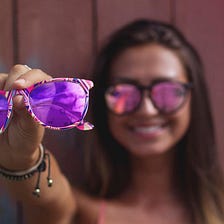 How Blenders Eyewear Creates Profitable Instagram Ad Campaigns