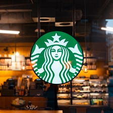 12 Bizarre Sights in an NYC Starbucks
