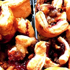 Cranberry Brie Bites — Appetizers and Snacks