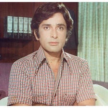 Remembering legendary actor Shashi Kapoor on his 86th birth anniversary (18/03/38).