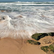 Moving Waves: long exposure photography with a smartphone