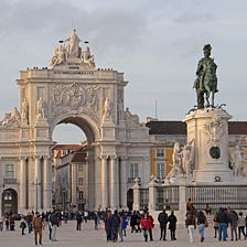 Discover Lisbon’s most famous squares