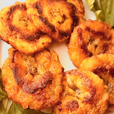 Puerto Rican Tostones (Fried Plantains) — Vegetarian