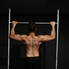 How to Know When You’re Ready to Do Pullups