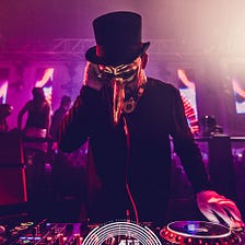 Is Claptone’s Clubnight Masquerade a Dark Sign of the Time or just Innocent Play?
