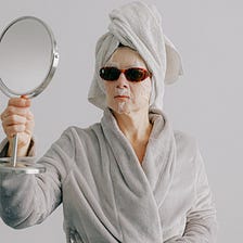 The New "Barefaced" Beauty Trend Promises to Redefine Harmful Beauty Standards