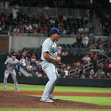 Dodgers ride two-out rally off Jansen, take reunion series in Atlanta in extras