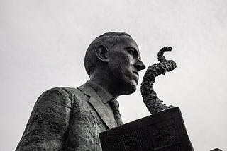 What you shoud learn from H.P. Lovecraft