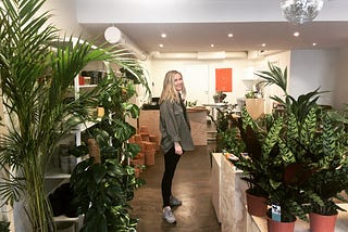Alumni Story: Lilli-Jane gjør sprer grønn glede fra Planterommet i Bergen sentrum!