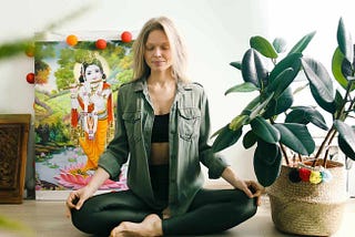 Meditation and Happiness: How a Daily Practice Can Improve Your Mood and Well-being — The Female…