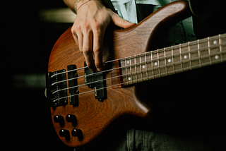 HOW TO DEVELOP YOUR OWN BASS PLAYING STYLE