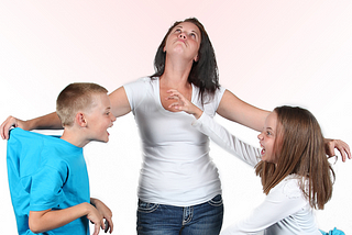 3 Ways to Prevent Siblings From Fighting