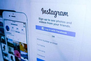 Why So Many Instagram Users are Complaining About the Algorithm…and Why You Should Care Too