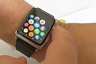 Email micromarketing: what the Apple Watch means for your email marketing campaigns