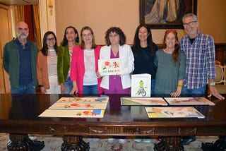 Maria Girón gana el XVII Premio Internacional Compostela con ‘Bim bam bum’