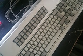 Bolt Modding an IBM Model M122 “Battlecruiser”