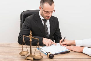 What Does A Truck Accident Lawyer Do?