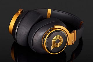 AKG N90Q: Exciting, but Flawed