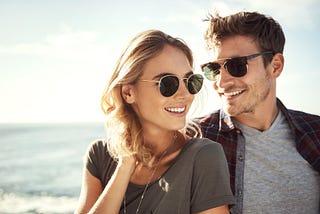 The “Pocket” Habit That Ruins Your First Impression (And What to Do Instead)