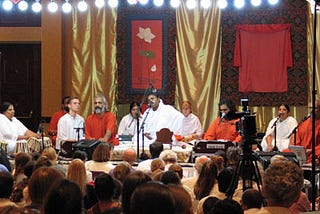 Satsang Report: Mata Amritanandamayi in Albuquerque, New Mexico, June 2005