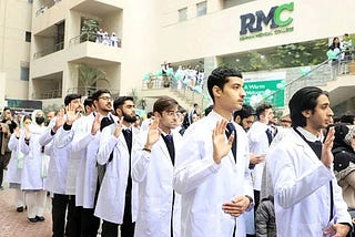 Pakistan Supports Gaza’s Future Doctors with 100 Scholarships