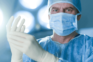 4 Key Factors to Finding the Right Surgeon for a Gallbladder Surgery