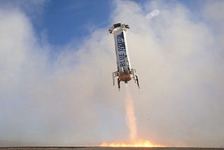 Del espacio a tierra en dos minutos y medio con el New Shepard