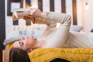How the Atomic Habits Book Transformed My Life — And How It Can Change Yours Too
