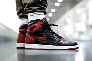 How To Spot Fake Air Jordan 1 Bred Banned (Newer Releases)
