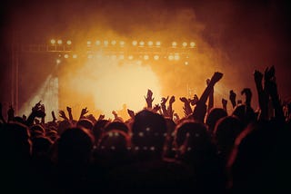 How to Choose the Best Concert Photography Lens