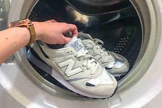 Can sneakers be washed in a washing machine?