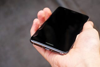 Huawei avance vers l’intelligence artificielle exécutée en local sur les smartphones — Tech