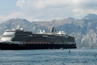 Last-Minute Luxury: Holland America’s Standby Cruise Experience