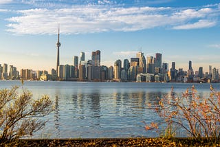 Exploring Toronto’s Neighborhoods: A Guide for Tourists
