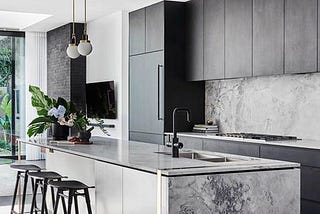 Use great dark kitchen design for a better interior look