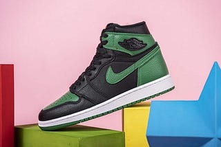 How To Spot Fake Air Jordan 1 Pine Green (All Releases)