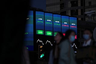 Asia stocks edge up despite global growth worries