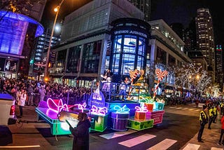 Best Places to See Christmas Lights in Chicago 2024