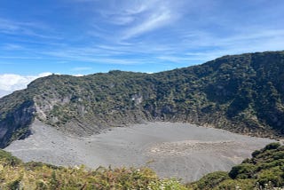 Between Volcanoes and Valleys: Living San Jose