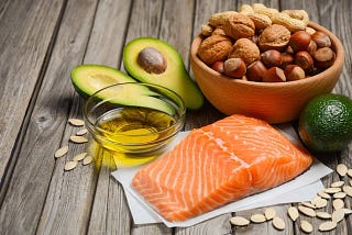 Alimentação anti-inflamatória: o que incluir e evitar para uma vida saudável